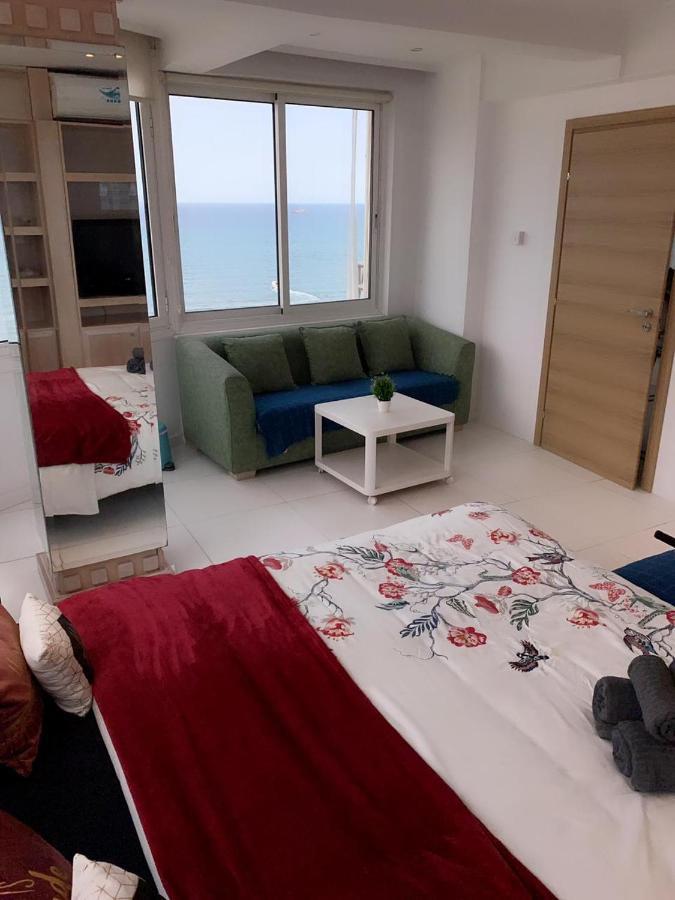 Larnaca Seaview Rooms Extérieur photo